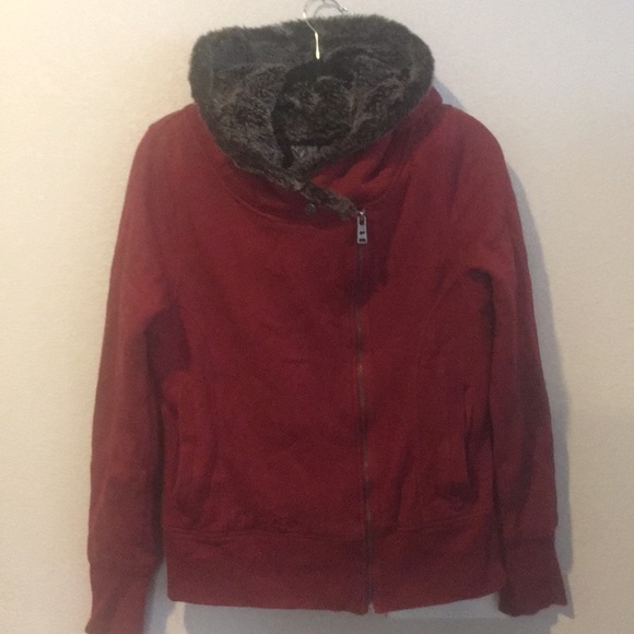 fox sasquatch hoodie xxl